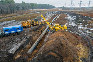 Для новой трассы все готово: завершена прокладка газопроводов для международного транспортного коридора "Европа - Западный Китай"