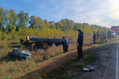 В массовой аварии на трассе в Самарской области погиб человек