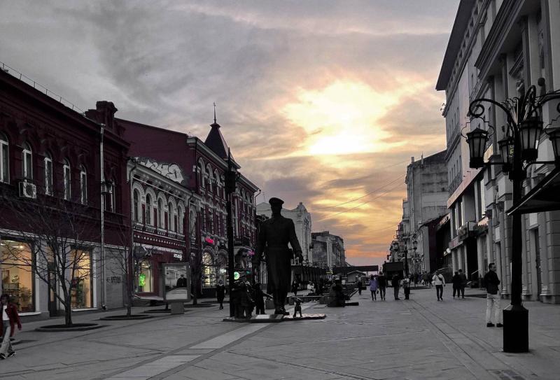 В Самаре у скульптуры рыцаря на Ленинградской пропали рука, меч и свиток
