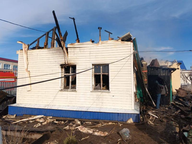 В Самарской области 27 марта двое взрослых и один ребенок погибли во время пожара