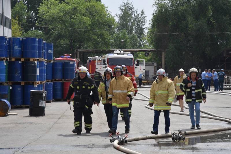 Фоторепортаж с места крупного пожара в Самаре