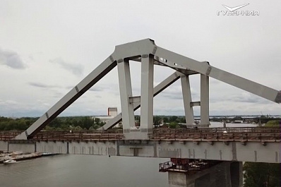 Начался восьмой этап надвижки пролета Фрунзенского моста в Самаре