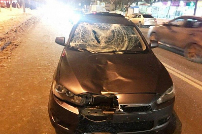 10 декабря в Самарской области под колесами автомобилей погибли 2 человека