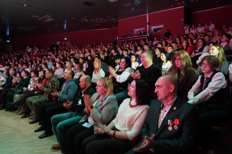 На идеологическом фронте: в Самаре отметили лучшие патриотические объединения