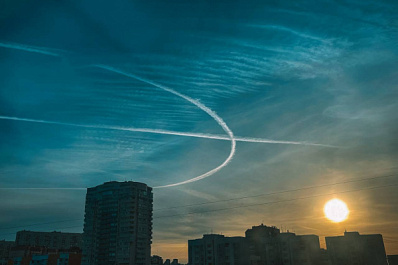 2 ноября на восточном краю Солнца произошла вспышка средней силы