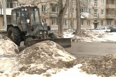 В Тольятти проверили качество уборки снега во дворах домов