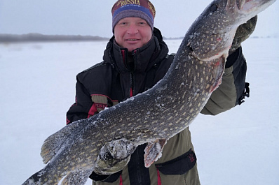 В Сызрани рыбак выловил гигантскую хищницу своей мечты