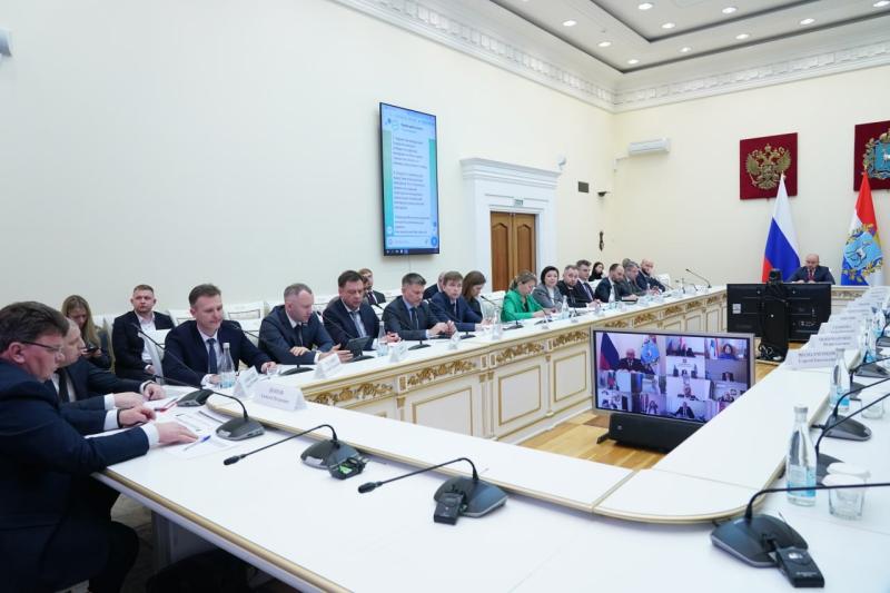 Время убирать: Самарскую область продолжают приводить в порядок после зимы