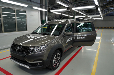 Опубликованы первые "живые" фото обновленного LADA Largus