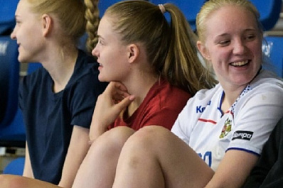 Четыре гандболистки тольяттинской "Лады" вызваны в молодежную сборную России