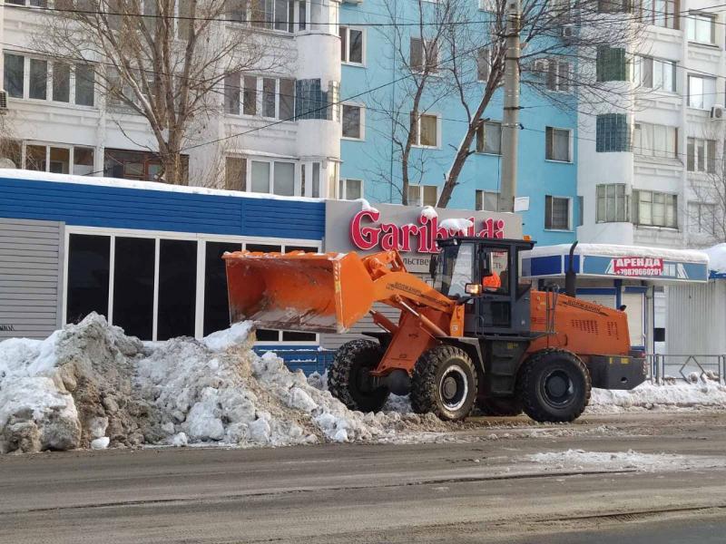 Быстро, эффективно, продуктивно: в Самаре службы благоустройства продолжают расчищать улично-дорожную сеть