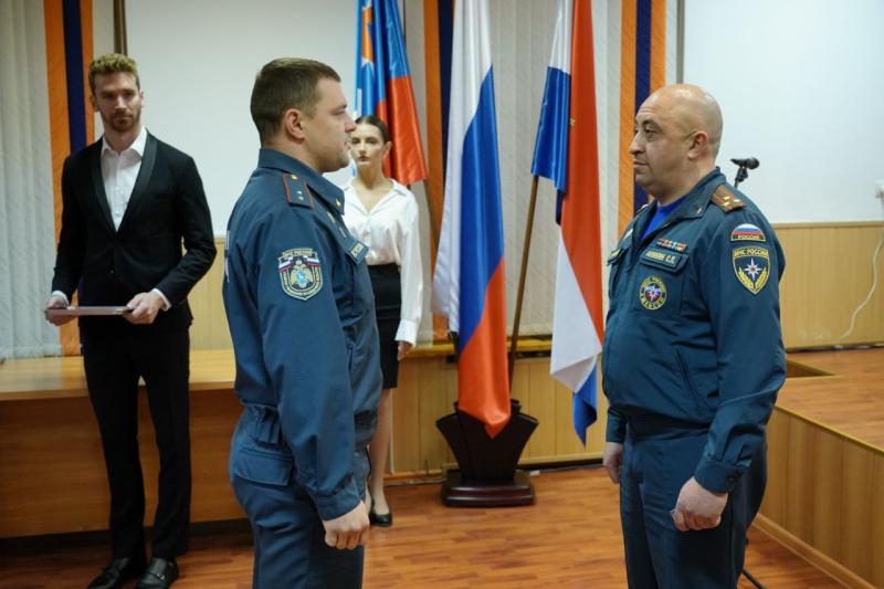 Вячеслав Федорищев поздравил личный состав ГУ МЧС России по Самарской области с 93-й годовщиной со дня образования Гражданской обороны РФ