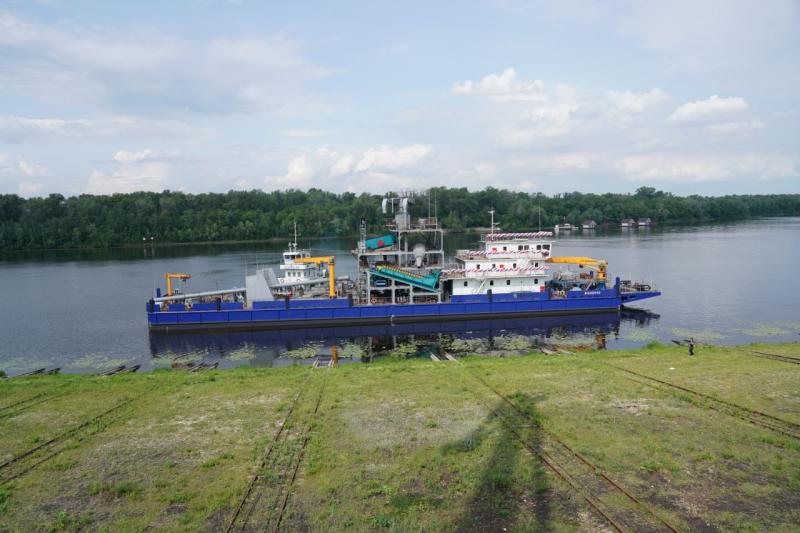 В Самаре в свое первое плавание отправилось уникальное судно