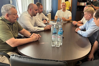 Вячеслав Федорищев с рабочим визитом прибыл в ДНР