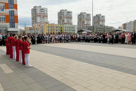 Последний звонок, ремонт школы и лучшие предприниматели. Хорошие новости Волжского района