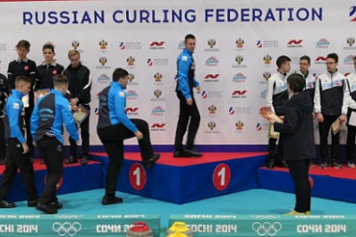 Самарские спортсмены завоевали бронзу первенства России по кёрлингу