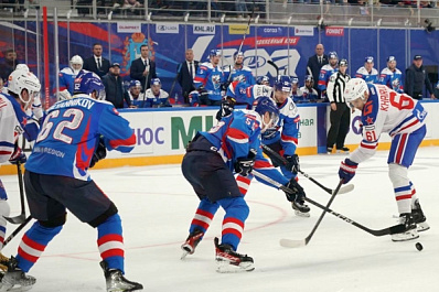 Дубль Сергея Шумакова помог хоккейной "Ладе" одержать победу над ЦСКА 