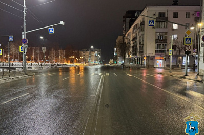 В центре Самары мужчина на Audi A4 сбил 23-летнюю девушку