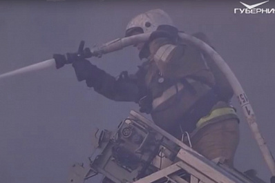 60 человек тушили пожар на заводе "Электрощит" в Самаре