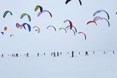 В Тольятти 1 февраля стартовал чемпионат России по сноукайтингу