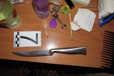 В Автограде разбойник с ножом напал на пенсионерку