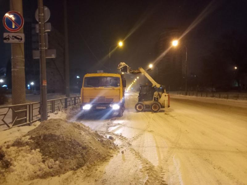 За последние сутки из Самары вывезли более трех тысяч тонн снега