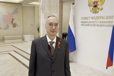 "Мы всегда будем равняться на поколение победителей": сенатор Андрей Кислов поздравил жителей Самарской области с днем Великой Победы