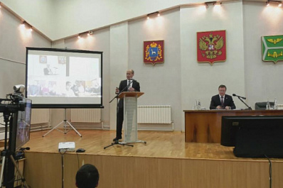 Дмитрий Азаров обсудил с жителями Кинеля стратегию развития города