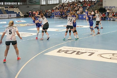 Гандбольная "Лада" не сыграет в воскресенье с румынской командой 