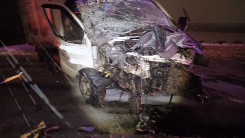 В Самарской области "газель" занесло на встречку под ГАЗ