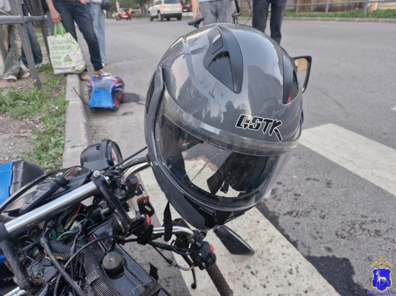 Два подростка на одном самокате попали под колеса "Калины" в Самаре