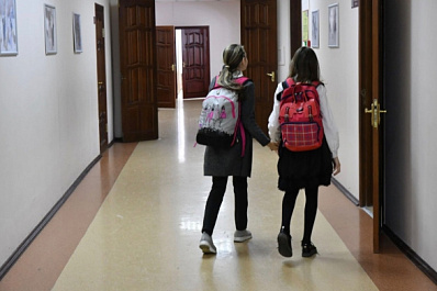 Российским ученикам могут запретить пользоваться телефонами в школе