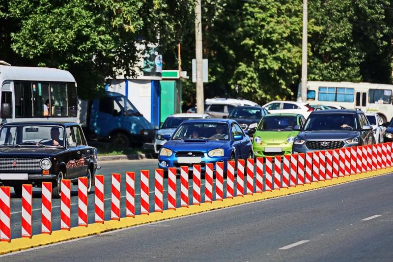 В Самаре на Советской Армии установили делиниаторы