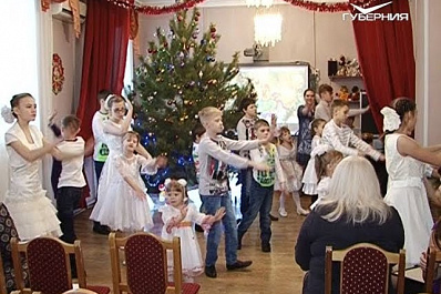 В центре социального обслуживания населения Ровесник состоялась первая елка
