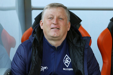 Осинькин прокомментировал попадание игроков "Крыльев" в расширенный состав сборной России