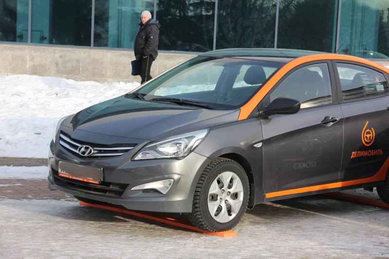 В Новосибирске оштрафовали сервис по аренде автомобилей за выбивание долгов с клиента