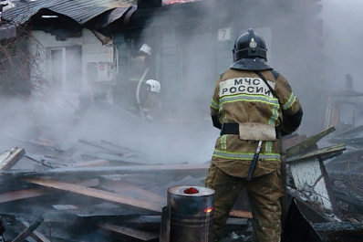 Могло рвануть: в горевшем доме в Самаре нашли 11 баллонов с газом