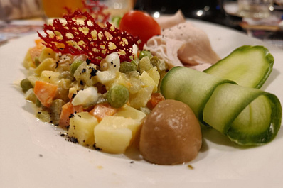 Врач рассказал, как сделать салат 