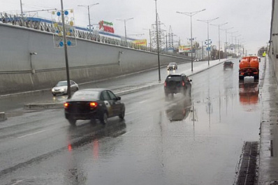 В Самаре ликвидировали потоп в тоннеле под памятником самолету Ил-2 на Московском шоссе