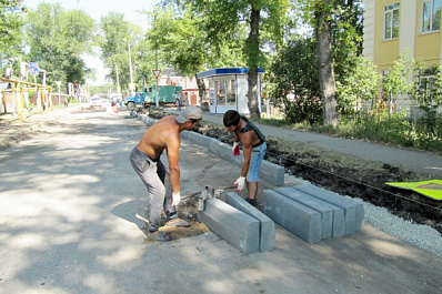В Чапаевске обновляют городские дороги 