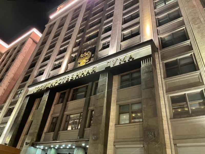 Российских работодателей могут обязать ежегодно индексировать зарплату