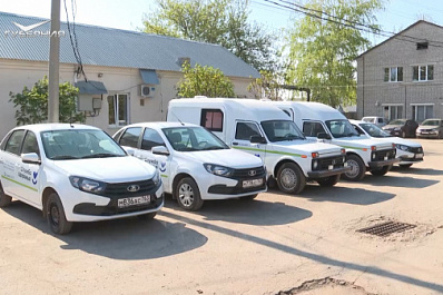 В Кинельском районе на линию вышли новые кареты скорой неотложной помощи