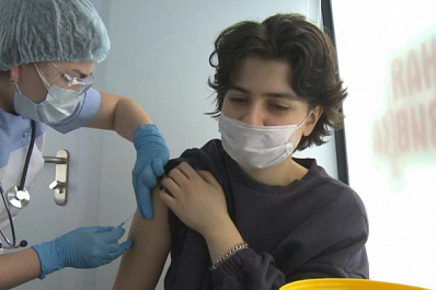 Самарцы рассказали об опыте вакцинации от COVID-19 в мобильных прививочных пунктах у ТЦ