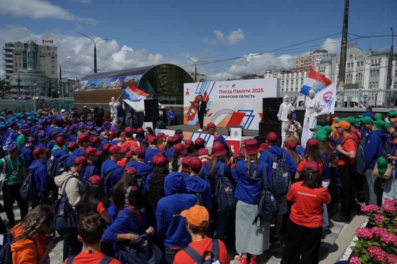 Город трудовой доблести: Самару посетили участники проекта "Поезд Памяти"