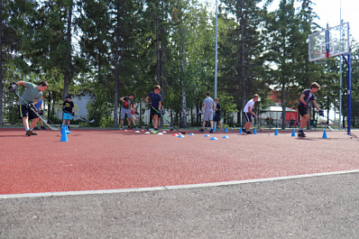 В Кошкинском районе летом возведены спортивная площадка и парковка 