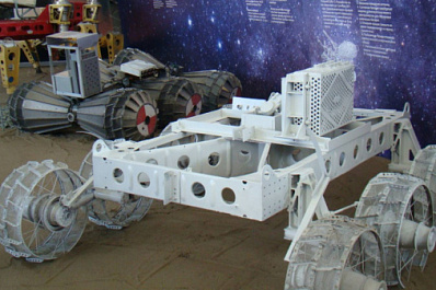 В Тольятти открылась выставка "Космический десант" об освоении космоса и технике ВДВ