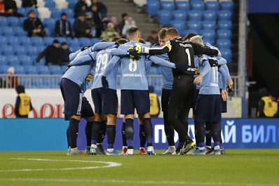 Без пяти игроков: стал известен состав "Крыльев Советов" на матч со "Спартаком"