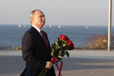 Владимир Путин: Крым и Севастополь - теперь навсегда с Россией