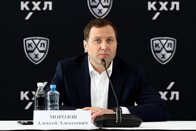 Морозов об экипировке клубов КХЛ: есть проблемы с перчатками, клюшками и шлемами