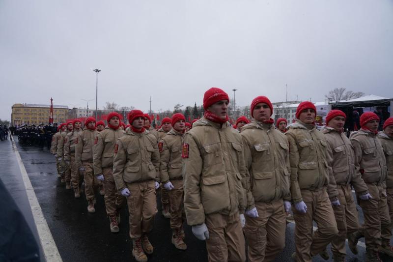 В Самаре в 14-й раз прошел Парад Памяти